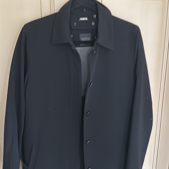 Long women Sanyo coat good condition size small - Picture 3 of 5